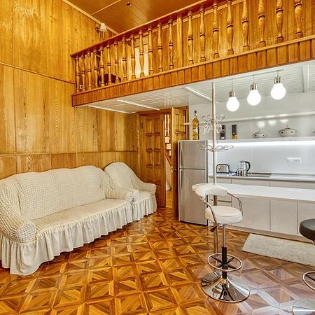 Rustaveli Central Aparthotel Tbilisi Buitenkant foto