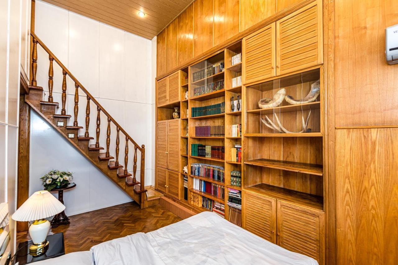 Rustaveli Central Aparthotel Tbilisi Buitenkant foto